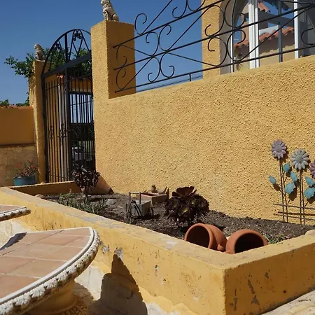Villa Cristian El Largo